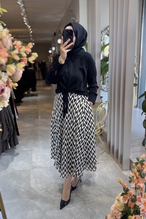 NPRİVE LARİN  DANTEL ETEK Siyah