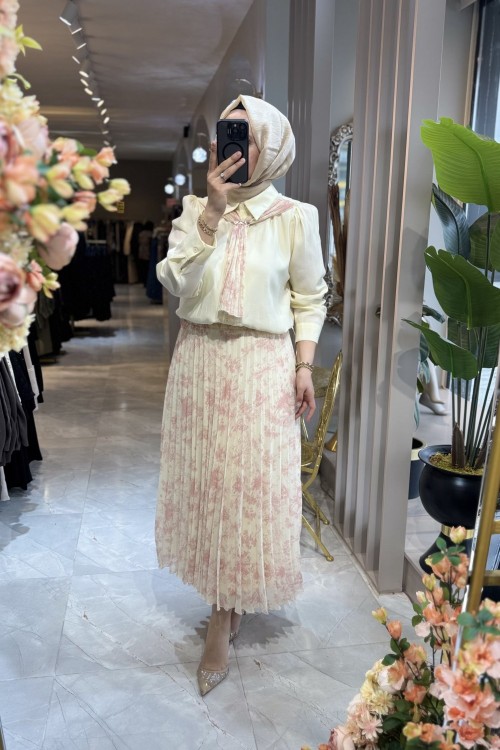 İZGİ ETEKLİ TAKIM Pudra